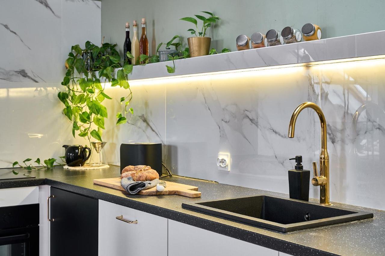 Apartament Flowers - Centrum Poznania Kültér fotó